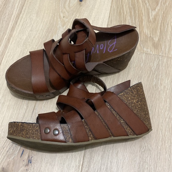 Blowfish Brown Leather Sandals - Picture 1 of 9